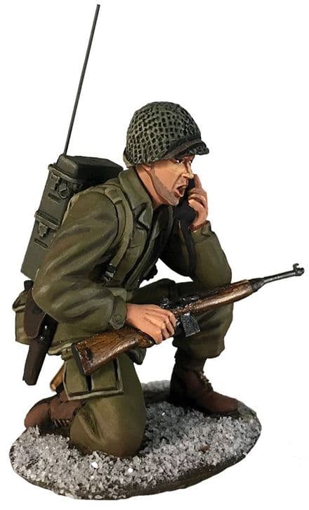WB25068 US 101st Airborne in M-43 Jacket and SCR300 Radio 1944-45